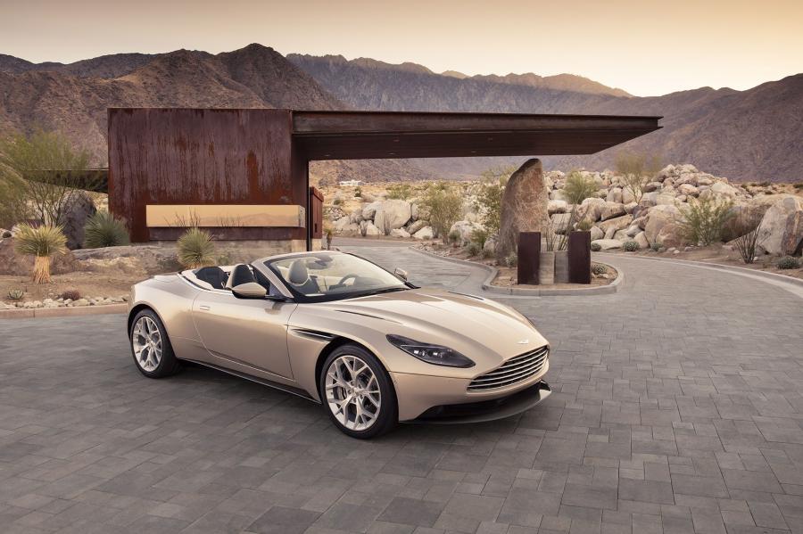  Aston Martin DB11 V8 Volante 2018 года  (WW) (фото 19 из 54)